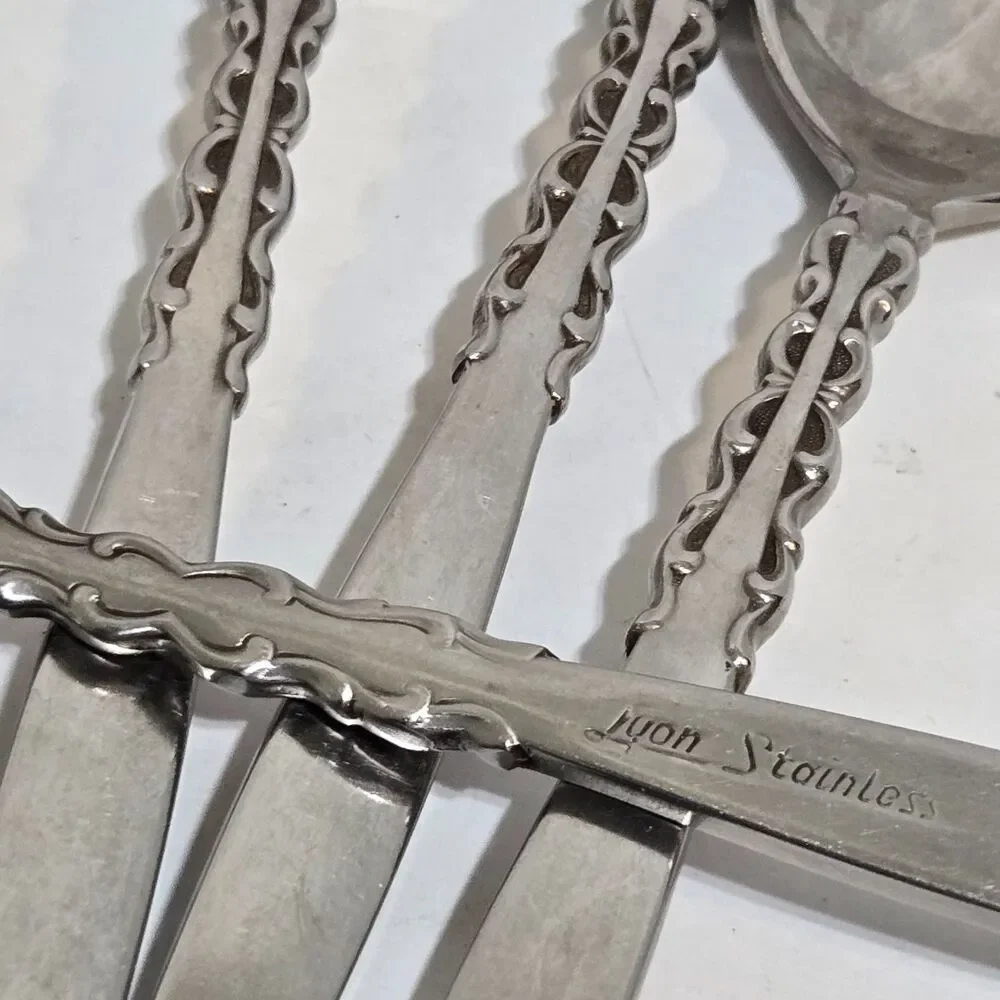 Lyon international stainless
